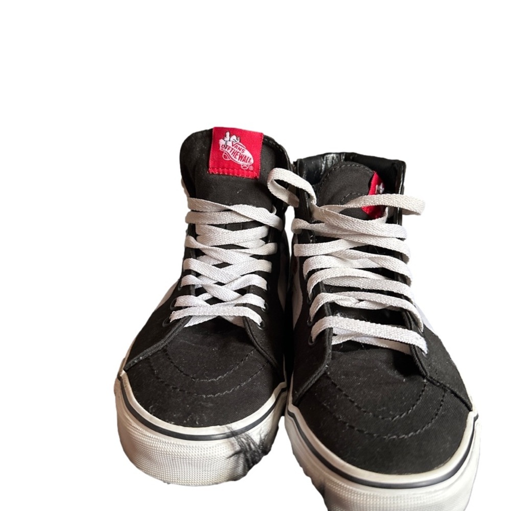 CHARLIE Brown vans
